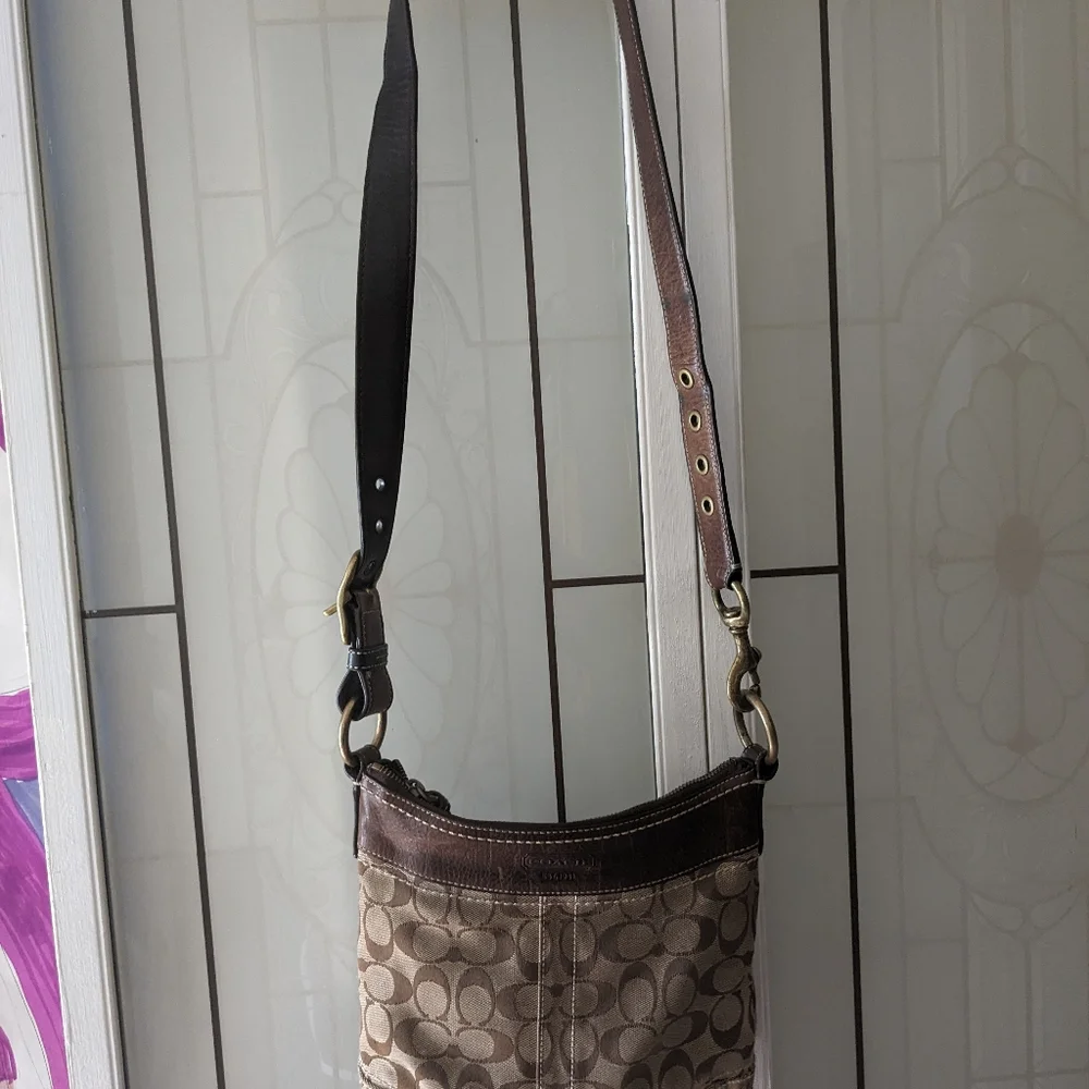 Coach vintage handbag - Picture 2 of 3